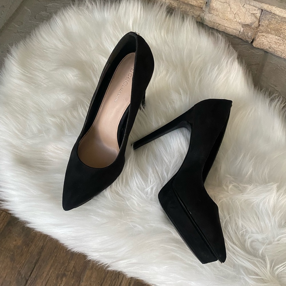 BCBG Suede pointy tall heels